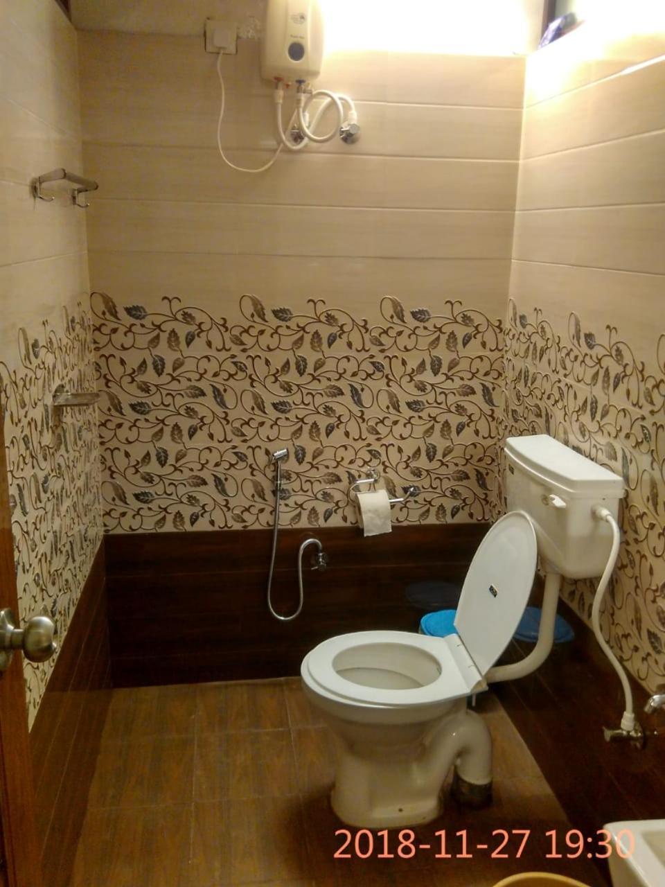 Piggy Hostel Варкала Экстерьер фото
