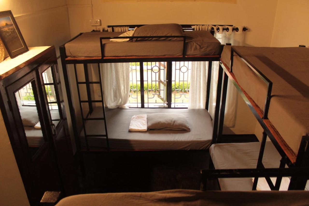 Piggy Hostel Варкала Экстерьер фото