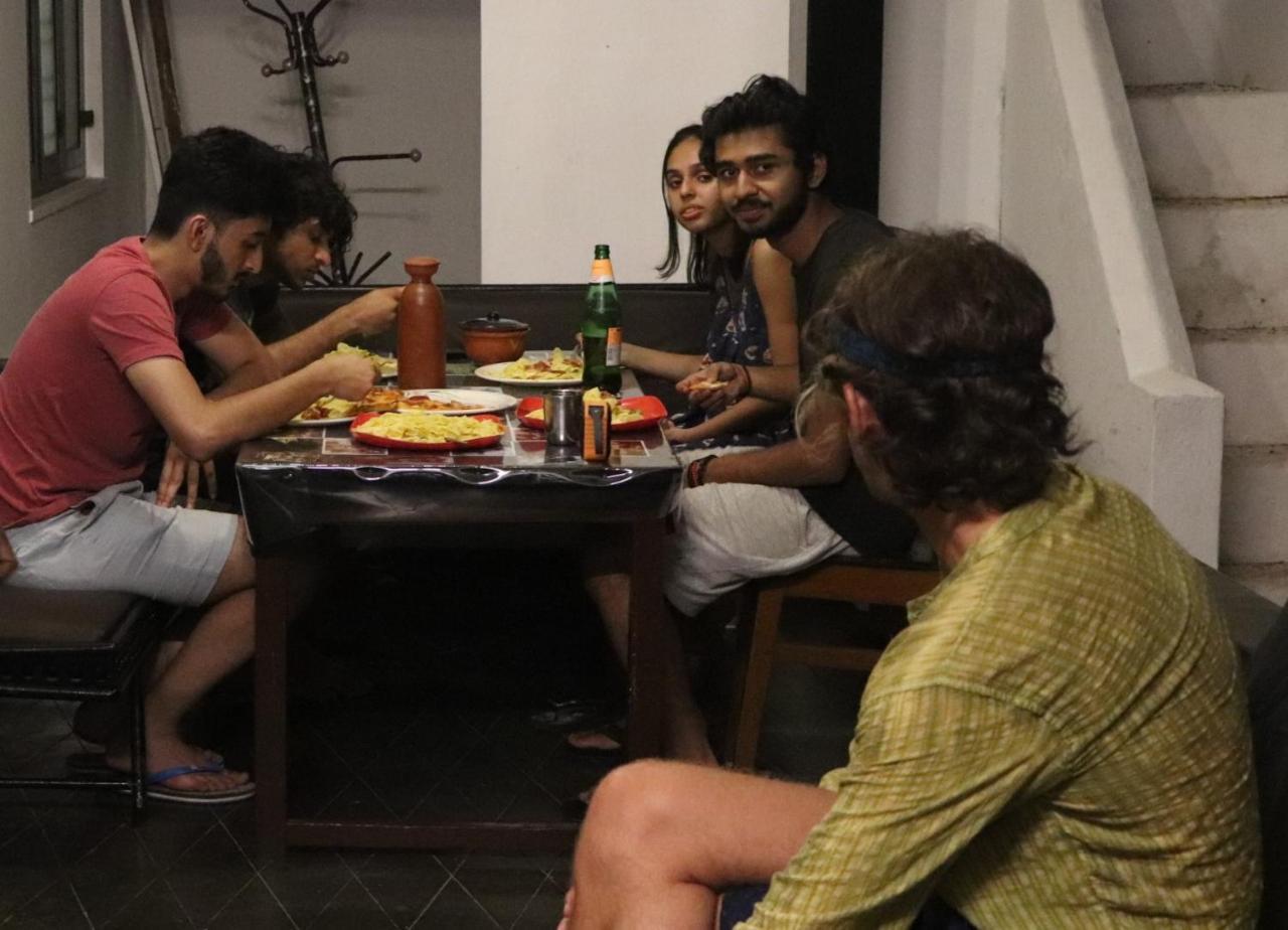 Piggy Hostel Варкала Экстерьер фото